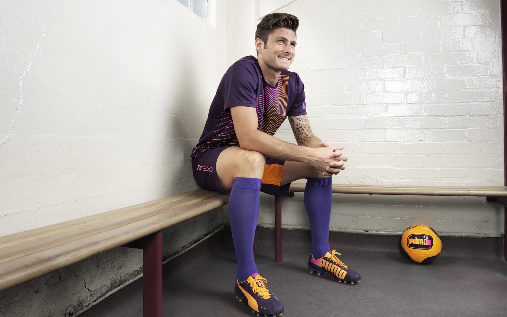 绝境中的白鹰，奥恰洛夫统治全场，波兰队惊天翻盘德国队